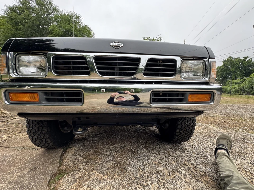 1997 Nissan Frontier 1st Gen - Image 10 of 31
