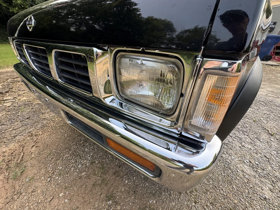 1997 Nissan Frontier 1st Gen - Image 16 of 31