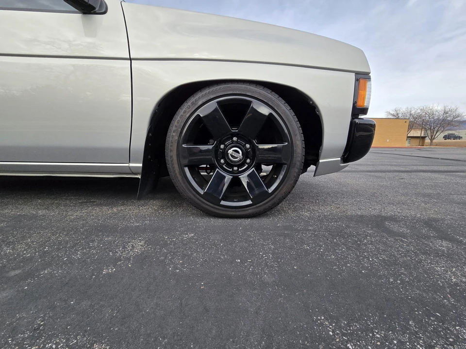 1997 Nissan Frontier 1st Gen - Image 31 of 31
