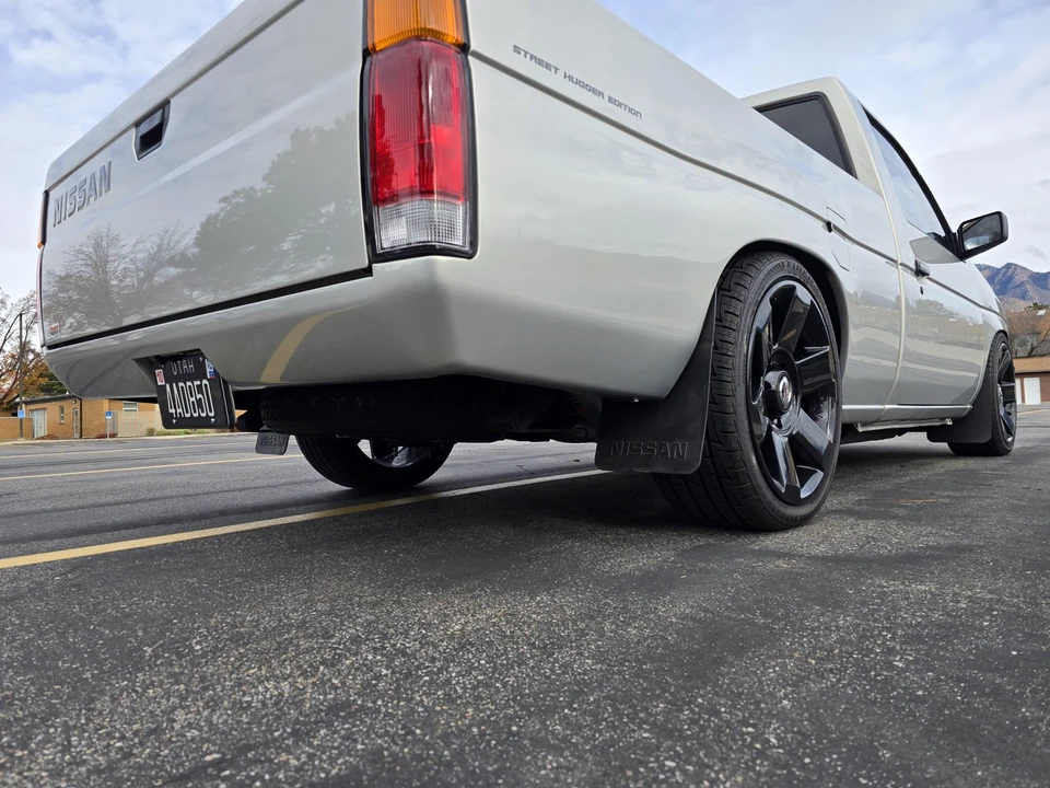 1997 Nissan Frontier 1st Gen - Image 20 of 31