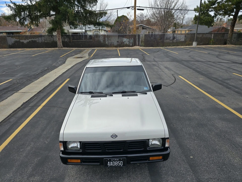 1997 Nissan Frontier 1st Gen - Image 3 of 31