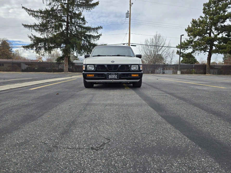 1997 Nissan Frontier 1st Gen - Image 5 of 31