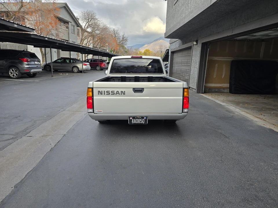 1997 Nissan Frontier 1st Gen - Image 10 of 31