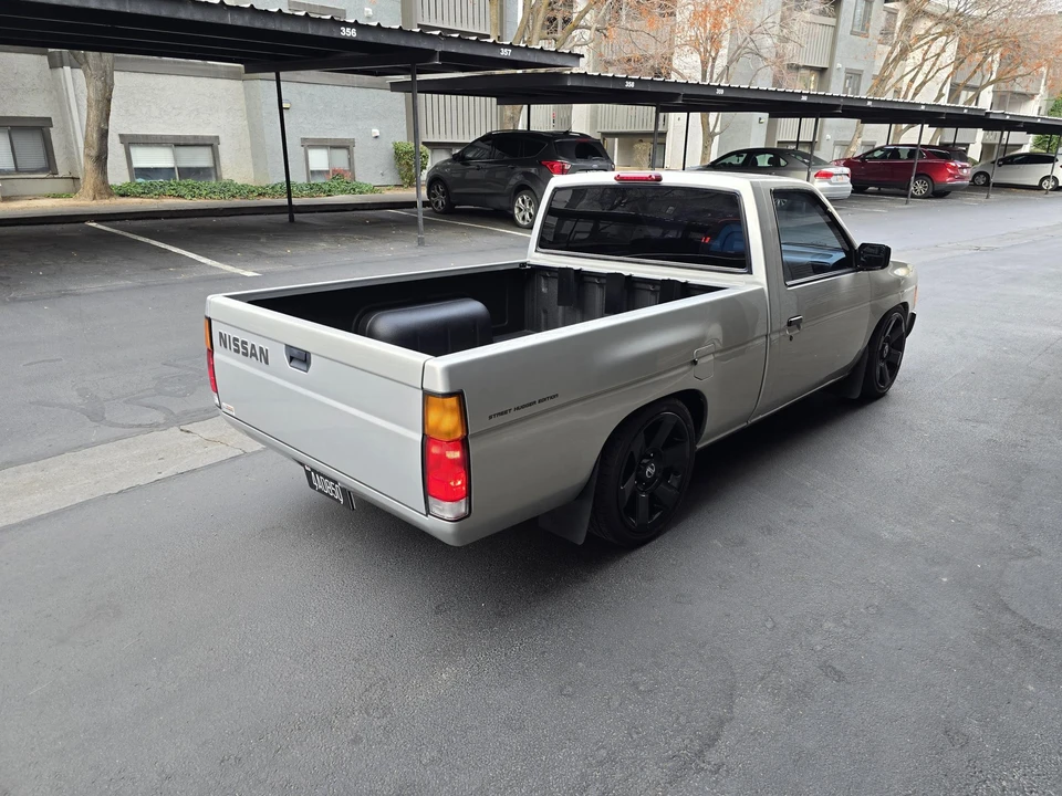 1997 Nissan Frontier 1st Gen - Image 9 of 31