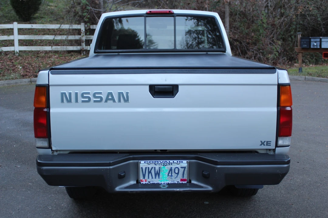 1997 Nissan Frontier 1st Gen - Image 11 of 31