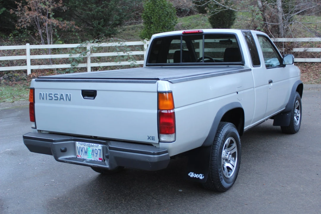 1997 Nissan Frontier 1st Gen - Image 12 of 31