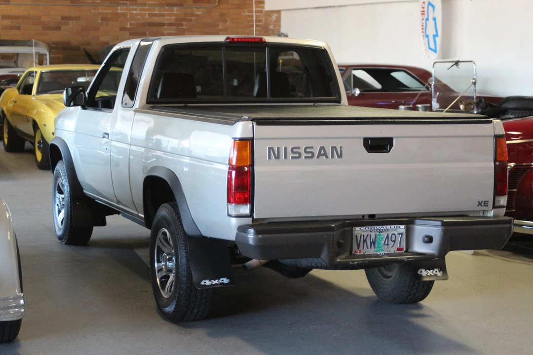 1997 Nissan Frontier 1st Gen - Image 10 of 31