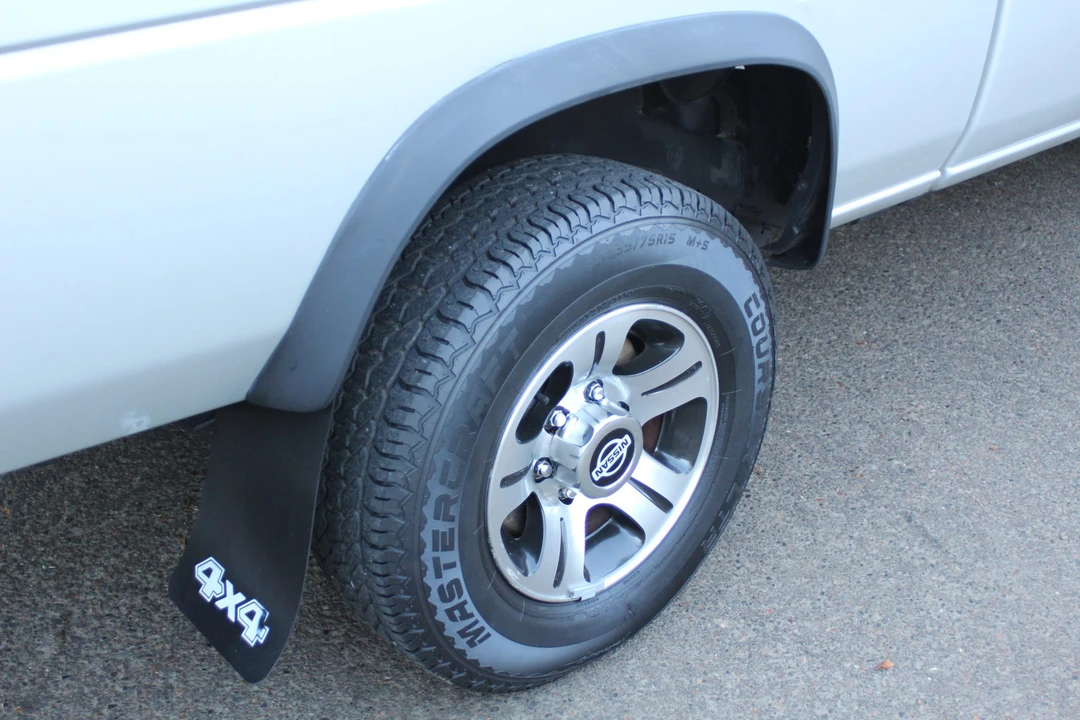 1997 Nissan Frontier 1st Gen - Image 31 of 31