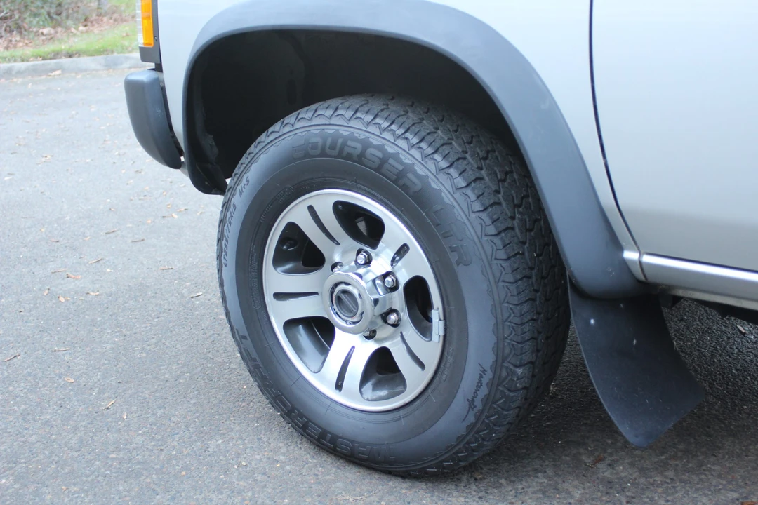 1997 Nissan Frontier 1st Gen - Image 21 of 31
