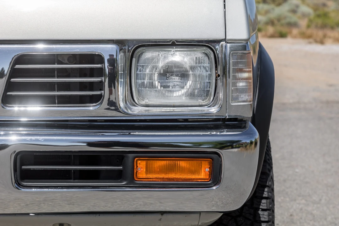1997 Nissan Frontier 1st Gen - Image 11 of 31