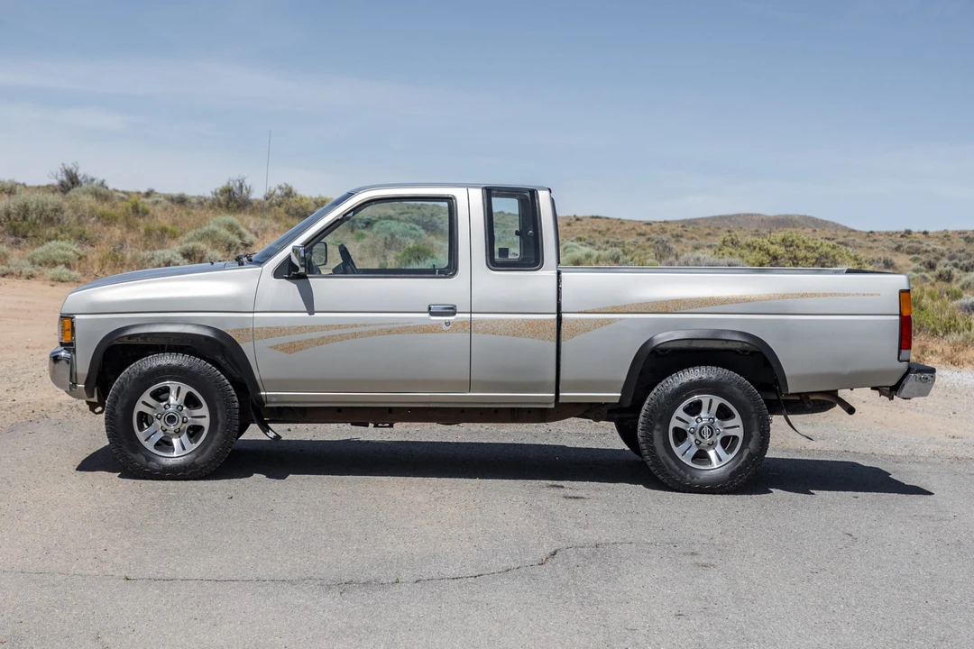 1997 Nissan Frontier 1st Gen - Image 8 of 31