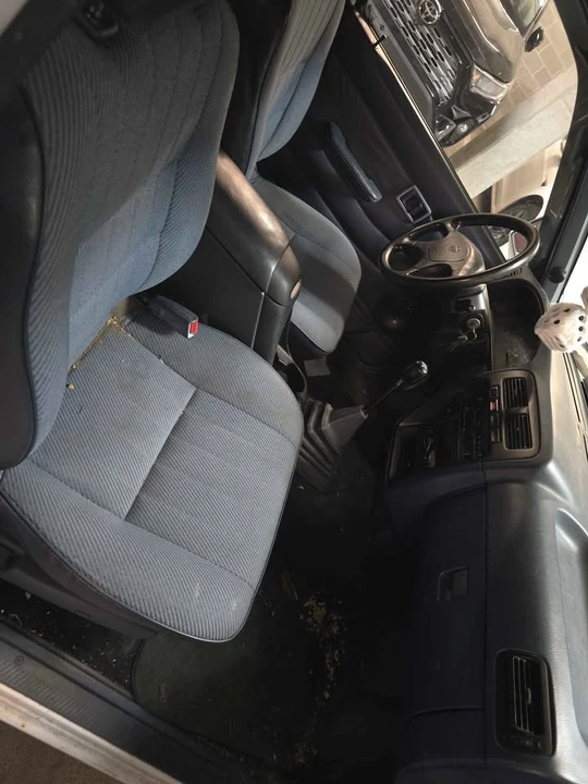 1997 Nissan Frontier 1st Gen - Image 5 of 9
