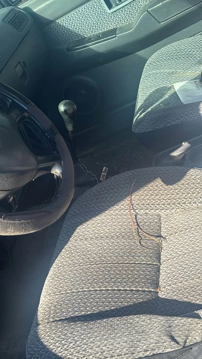 1997 Nissan Frontier - Image 4 of 5