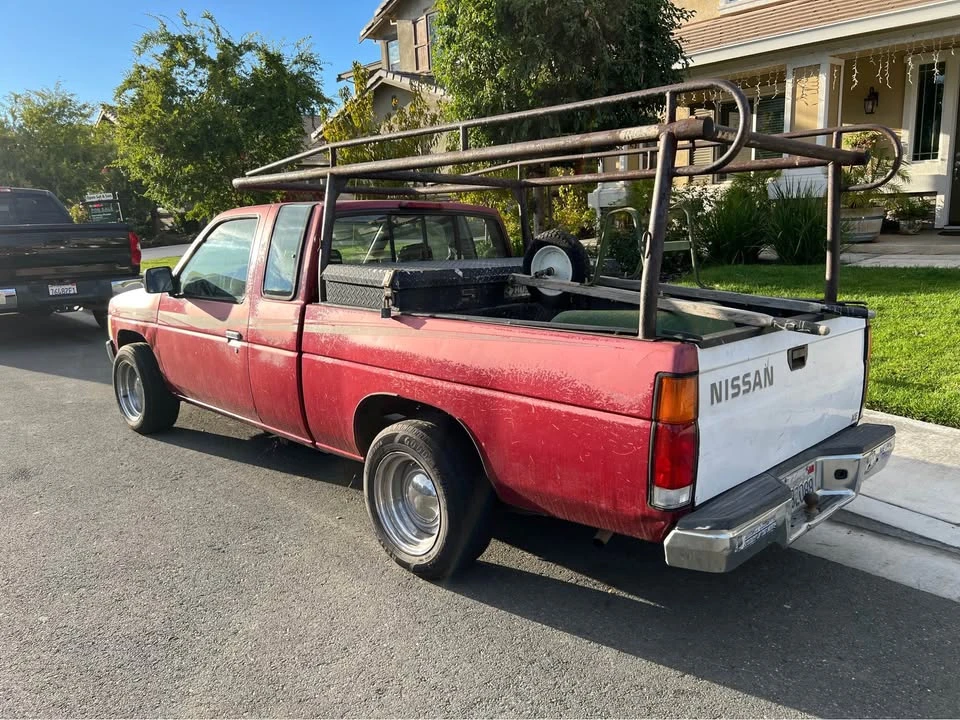 1997 Nissan Frontier 1st Gen - Image 5 of 9