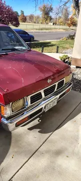 1997 Nissan King Cab · XE