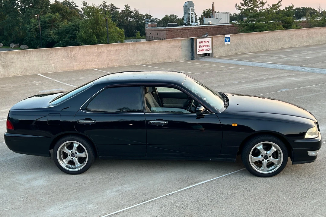 1997 Nissan Leopard 4th Gen - Image 3 of 31