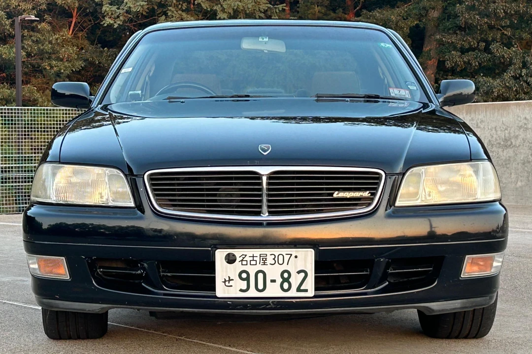 1997 Nissan Leopard 4th Gen - Image 2 of 31