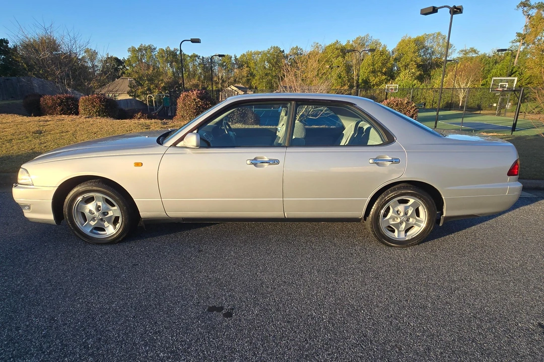 1997 Nissan Leopard 4th Gen - Image 16 of 31