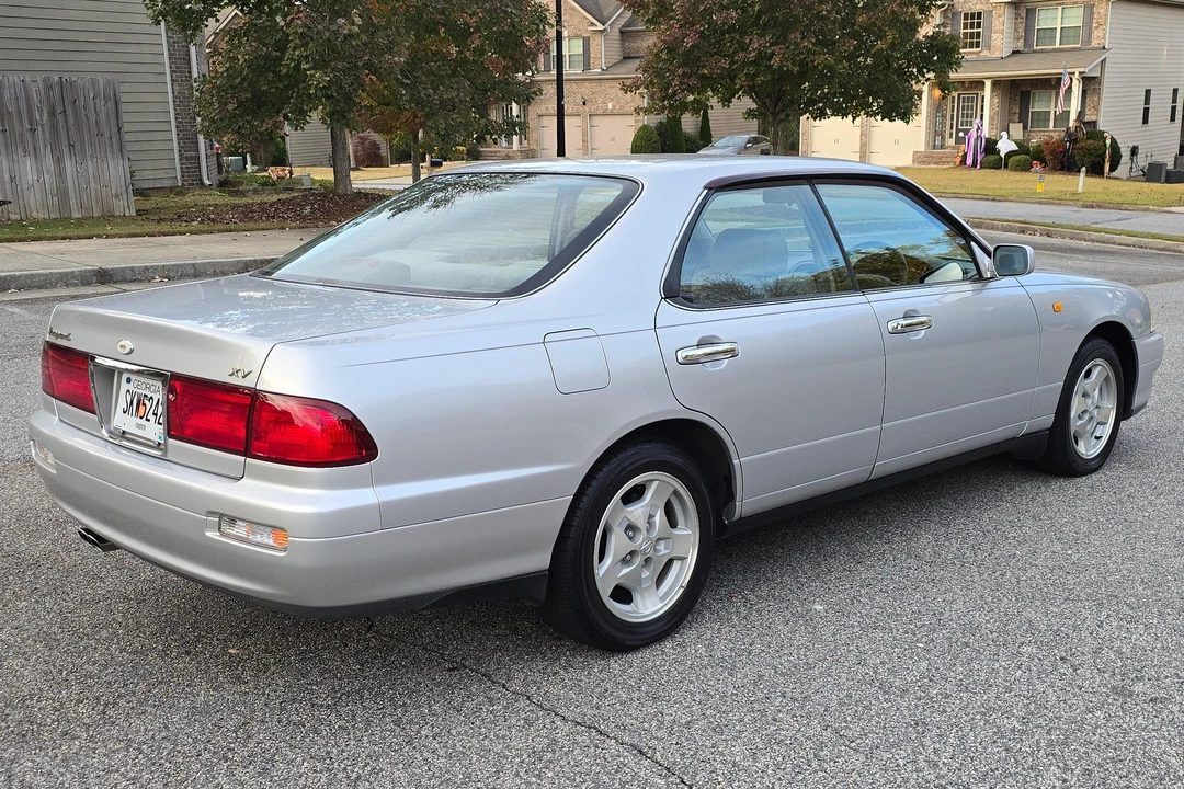 1997 Nissan Leopard 4th Gen - Image 5 of 31