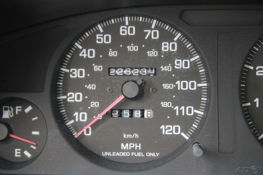 1997 Nissan Pathfinder 2nd Gen - Image 15 of 21