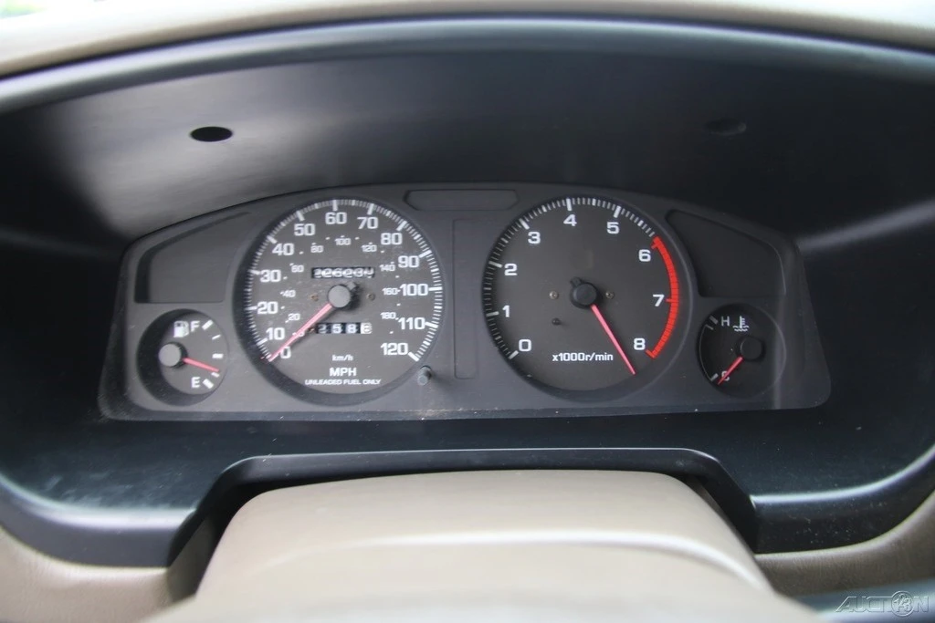 1997 Nissan Pathfinder 2nd Gen - Image 14 of 21