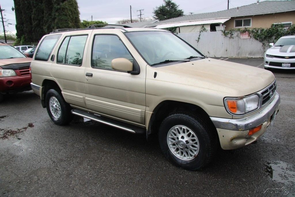 1997 Nissan Pathfinder 2nd Gen - Image 8 of 21