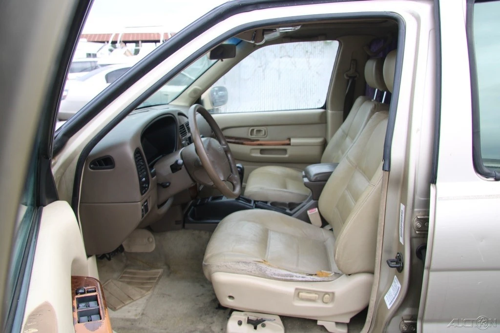 1997 Nissan Pathfinder 2nd Gen - Image 12 of 21