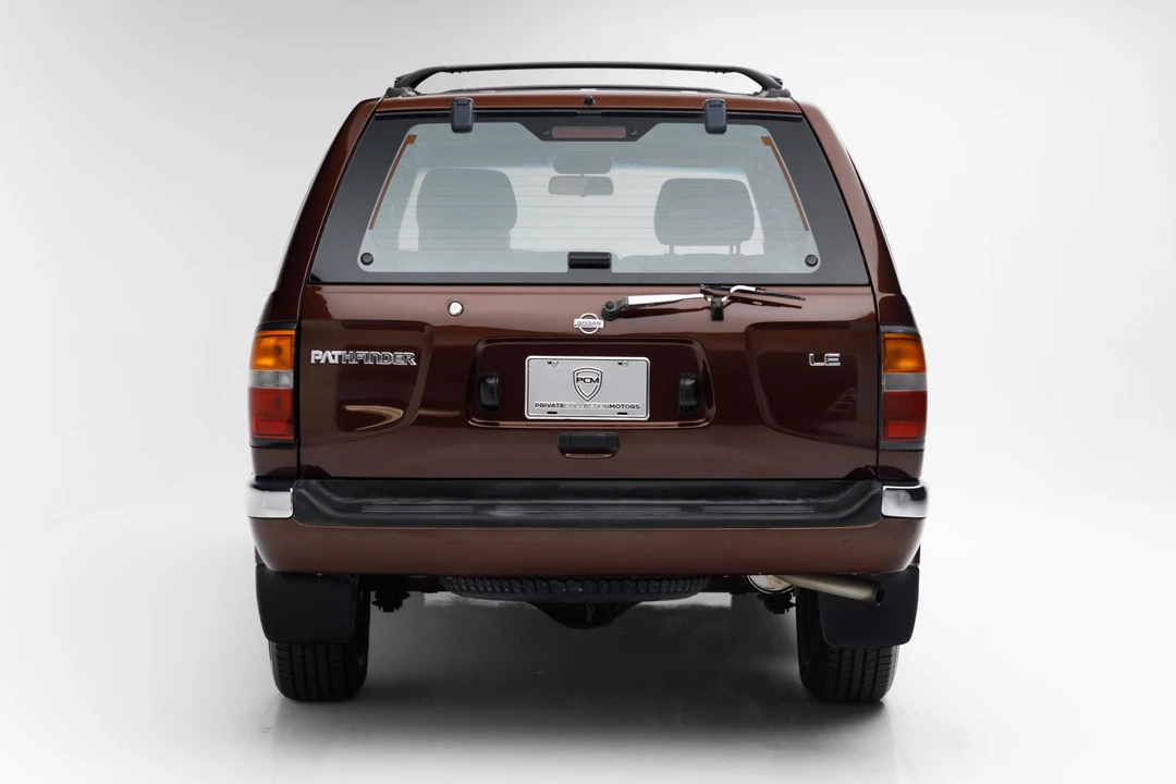 1997 Nissan Pathfinder 2nd Gen - Image 6 of 31