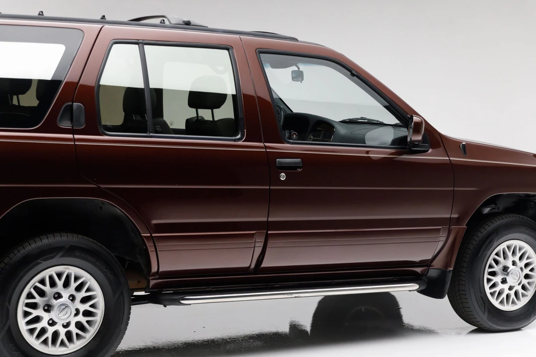 1997 Nissan Pathfinder 2nd Gen - Image 22 of 31
