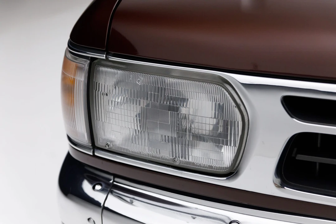 1997 Nissan Pathfinder 2nd Gen - Image 26 of 31