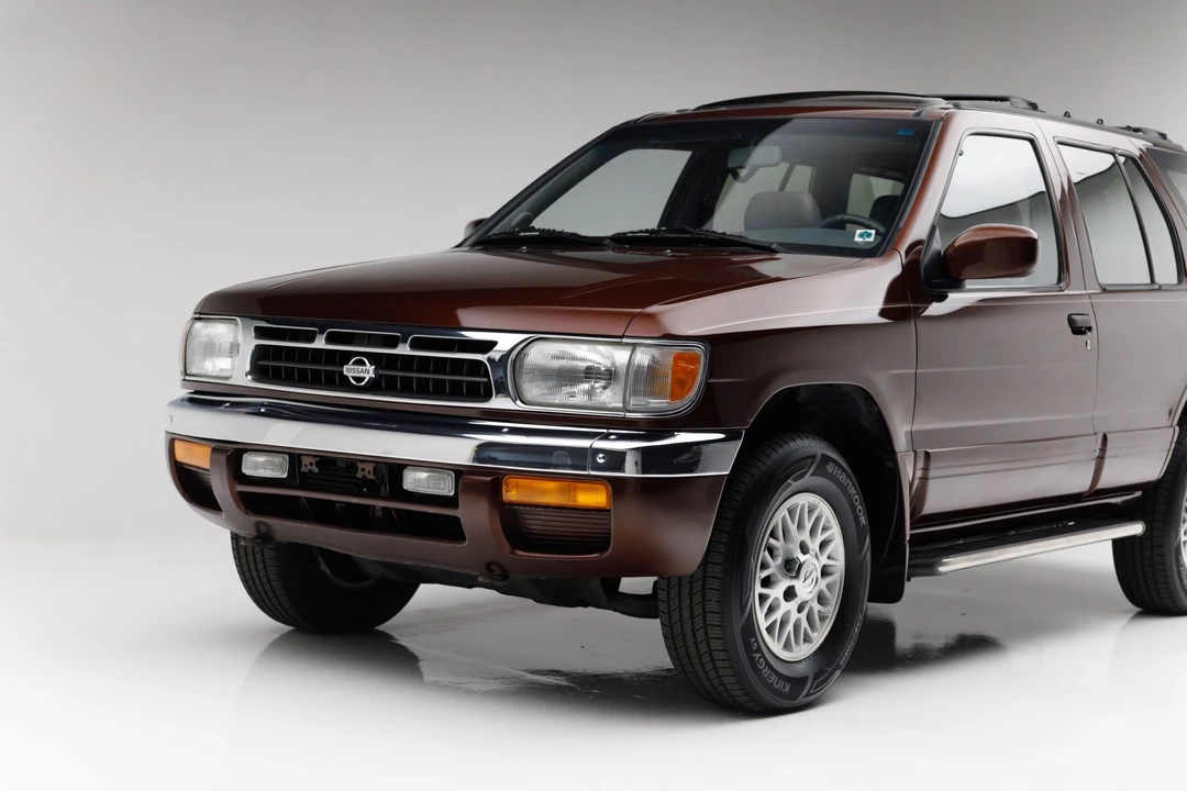 1997 Nissan Pathfinder 2nd Gen - Image 12 of 31