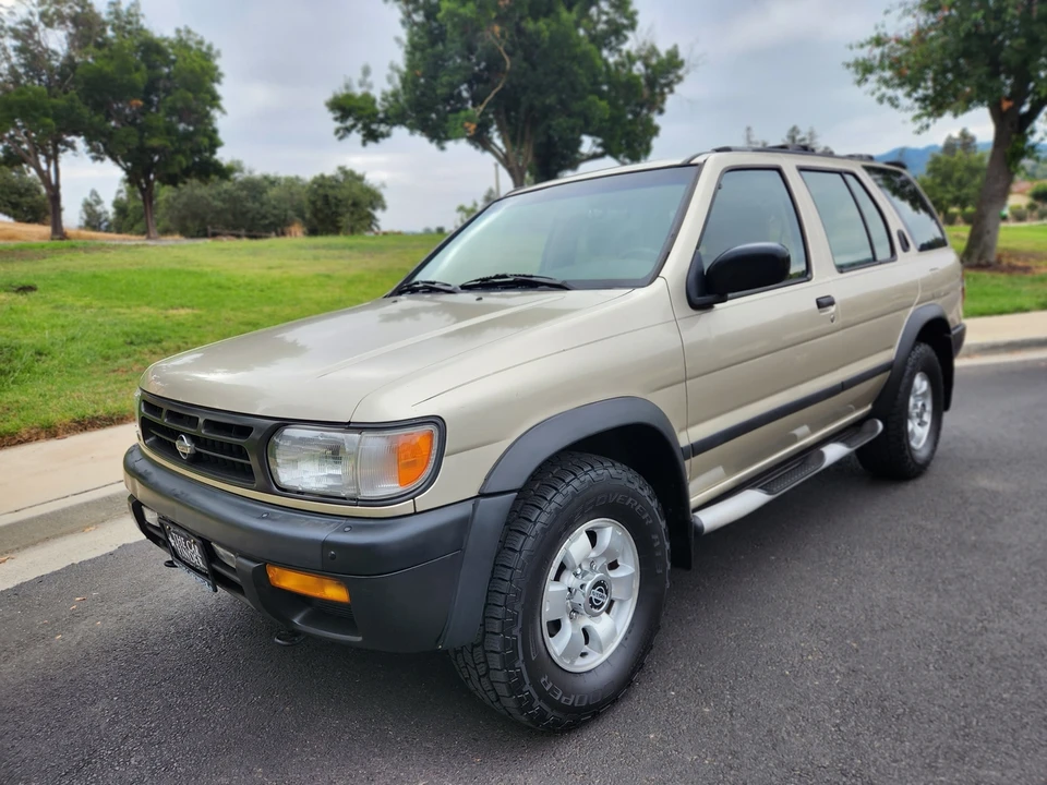 1997 Nissan Pathfinder 2nd Gen - Image 7 of 31