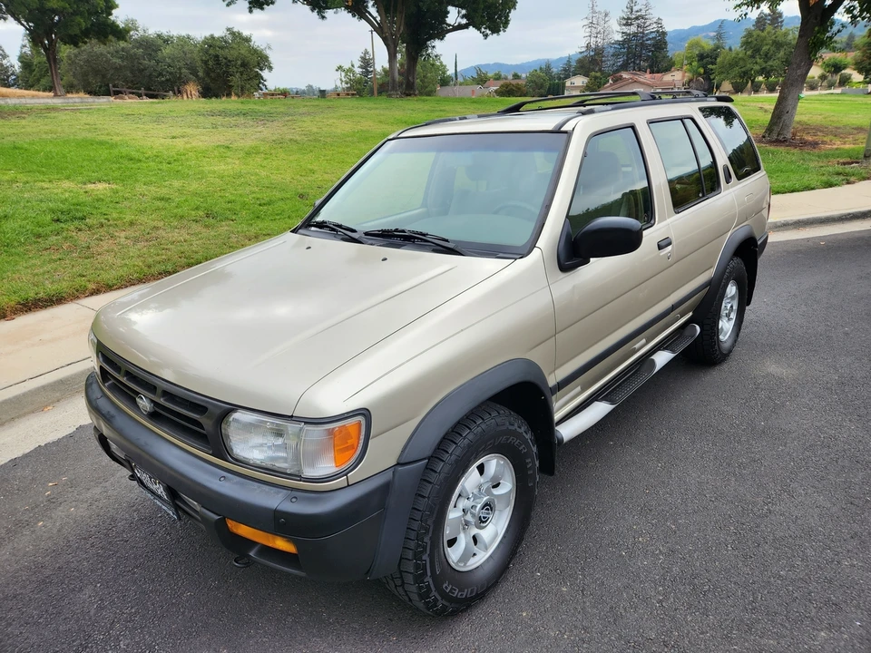 1997 Nissan Pathfinder 2nd Gen - Image 8 of 31