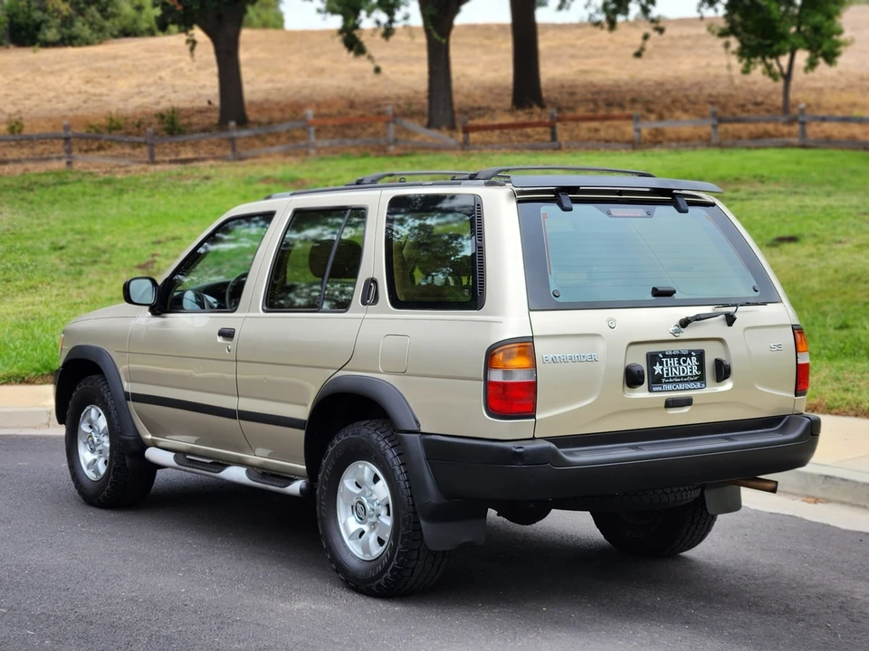 1997 Nissan Pathfinder 2nd Gen - Image 27 of 31
