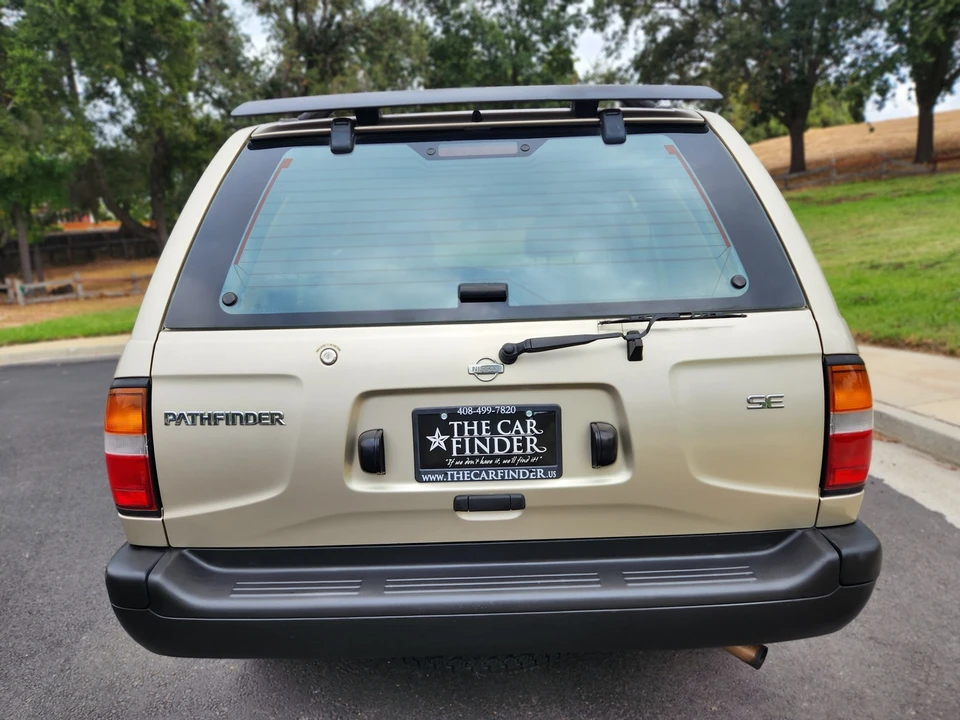 1997 Nissan Pathfinder 2nd Gen - Image 22 of 31