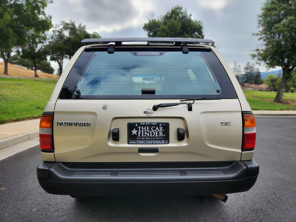 1997 Nissan Pathfinder 2nd Gen - Image 21 of 31