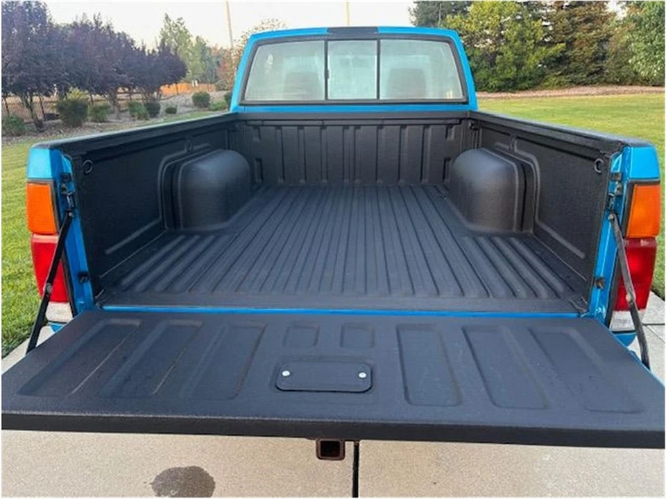 1997 Nissan Frontier 1st Gen - Image 5 of 17