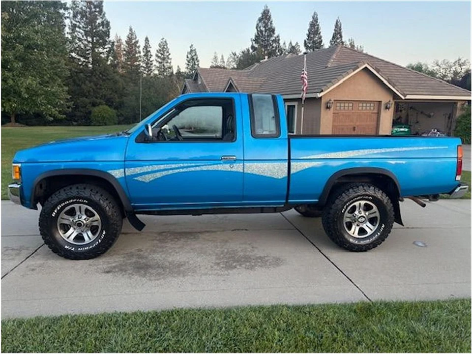 1997 Nissan Frontier 1st Gen - Image 3 of 17