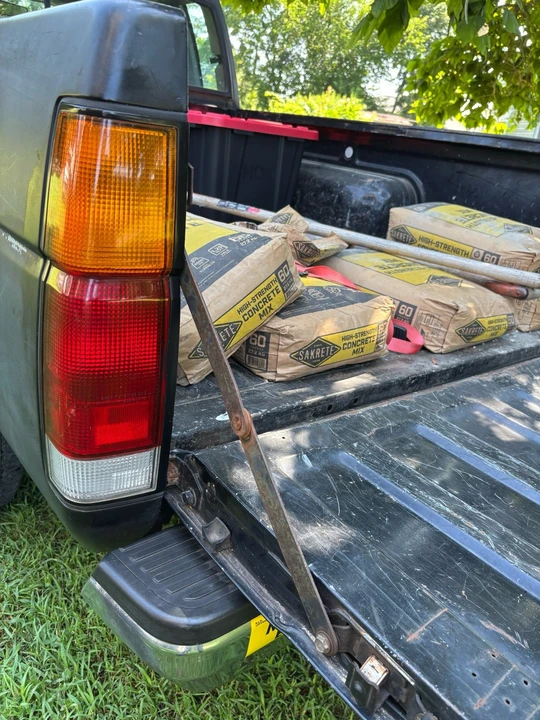 1997 Nissan Frontier 1st Gen - Image 13 of 31