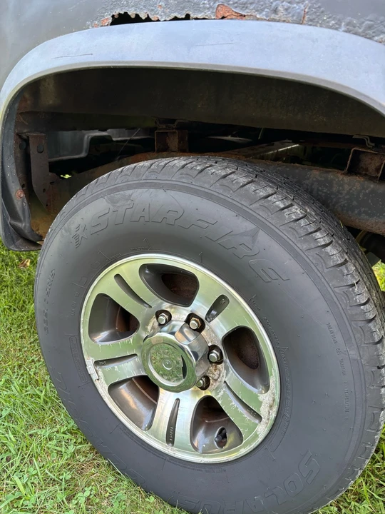 1997 Nissan Frontier 1st Gen - Image 15 of 31