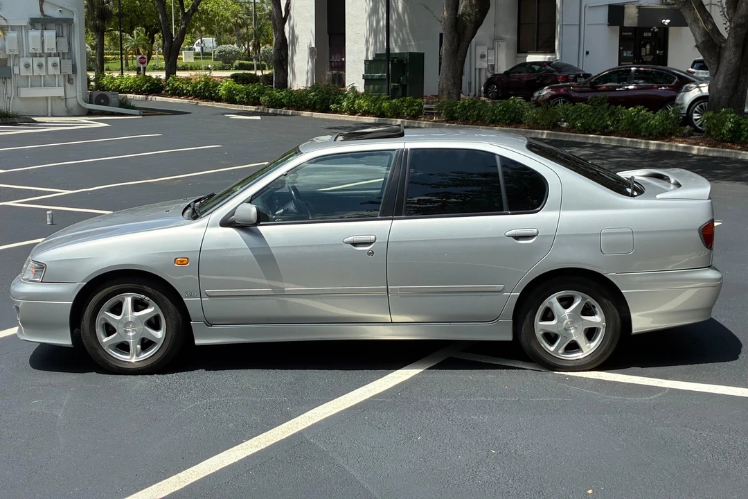 1997 Nissan Primera 2nd Gen - Image 3 of 31