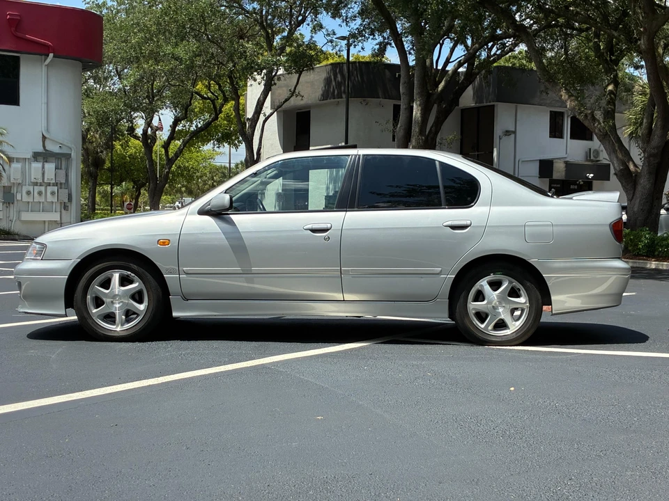1997 Nissan Primera 2nd Gen - Image 15 of 31