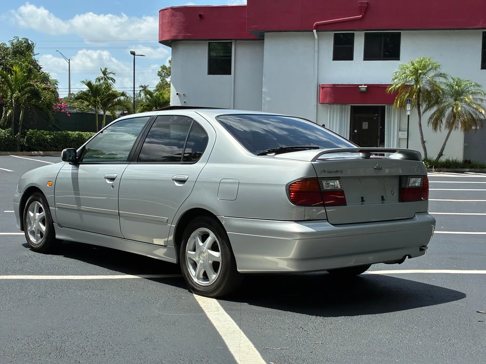 1997 Nissan Primera 2nd Gen - Image 16 of 31