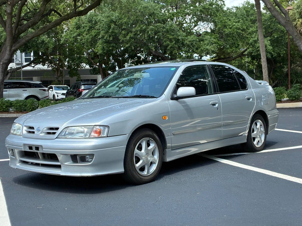 1997 Nissan Primera 2nd Gen - Image 12 of 31