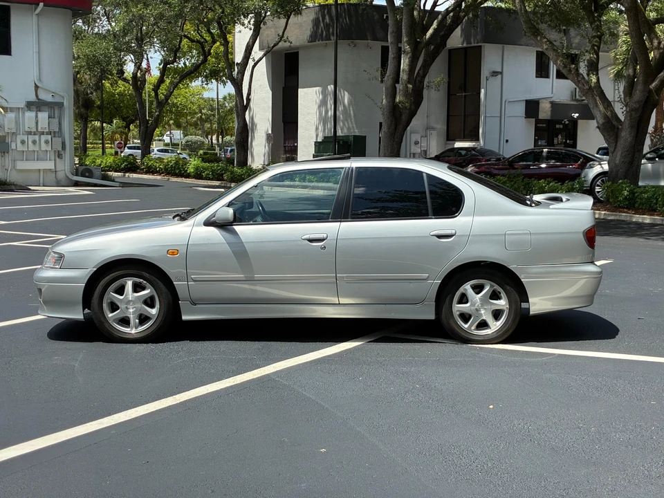 1997 Nissan Primera 2nd Gen - Image 14 of 31
