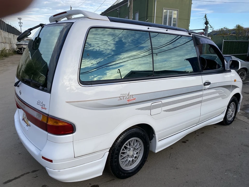 1997 Nissan Quest - Image 5 of 21