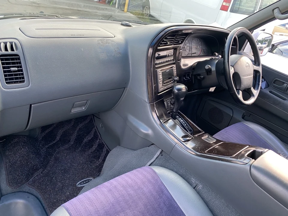 1997 Nissan Quest - Image 14 of 21