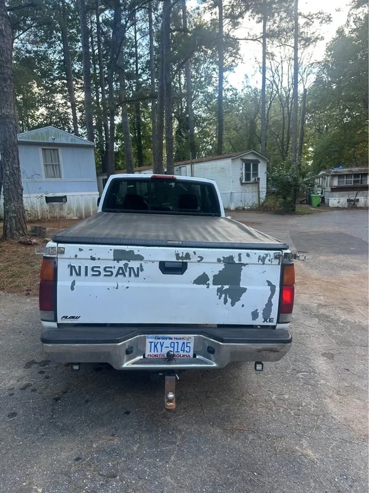 1997 Nissan Frontier 1st Gen - Image 5 of 5