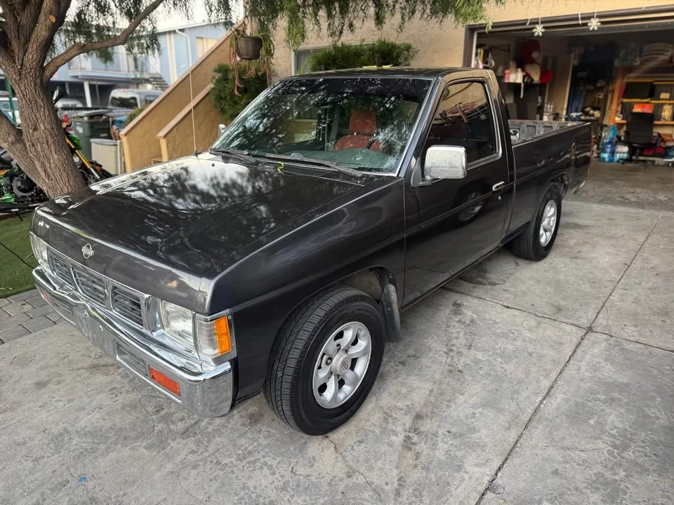 1997 Nissan Frontier 1st Gen - Image 2 of 7