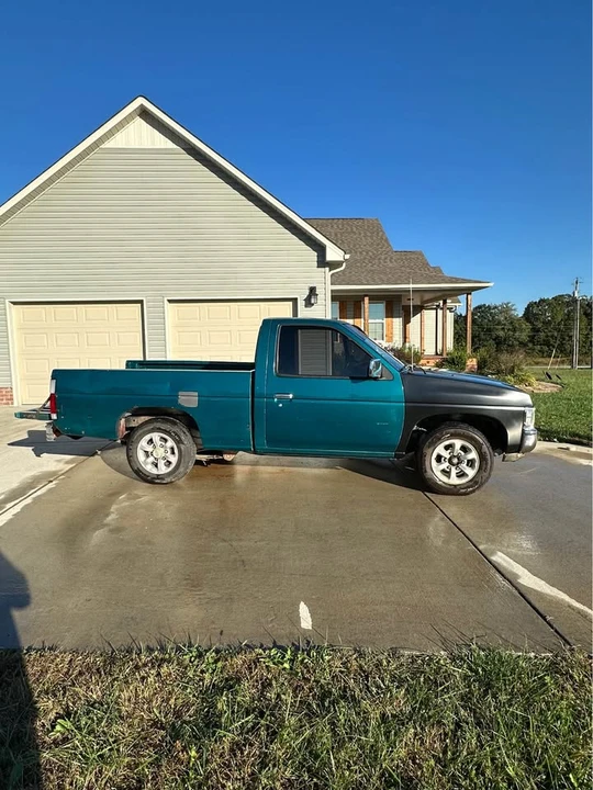 1997 Nissan Frontier 1st Gen - Image 6 of 9